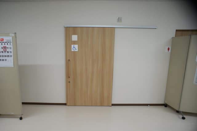 入谷住区センター のトイレ入口写真