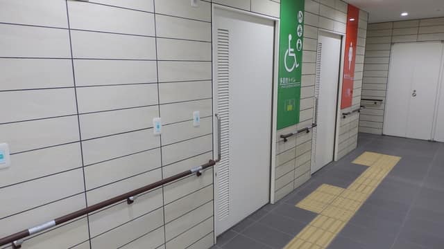 文京総合福祉センター のトイレ入口写真