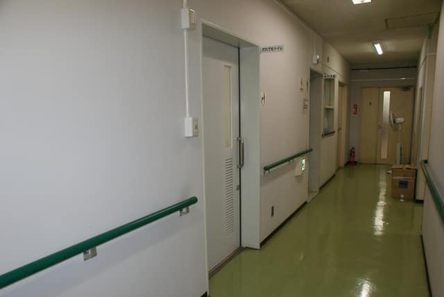 保健サービスセンター本郷支所 のトイレ入口写真