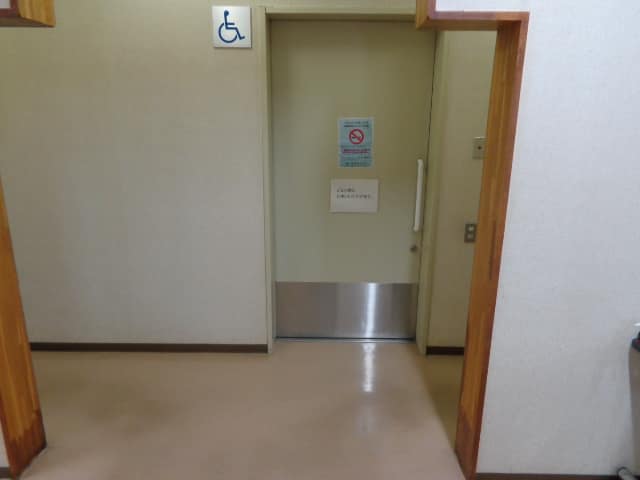 アカデミー湯島 のトイレ入口写真