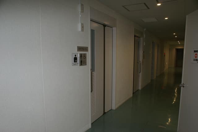 文京江戸川橋体育館 のトイレ入口写真