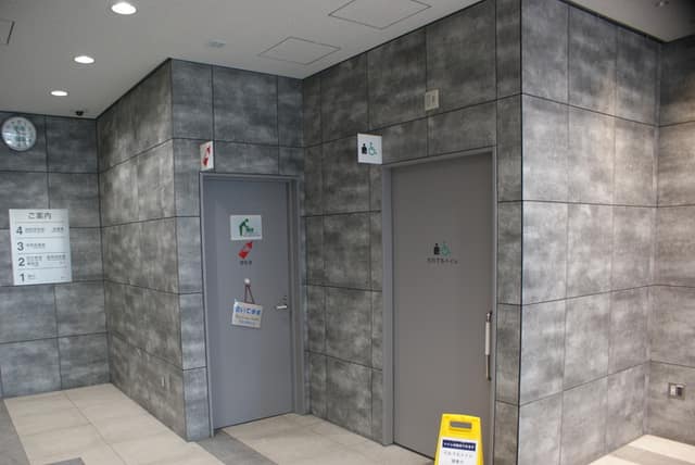 臨港消防署 のトイレ入口写真