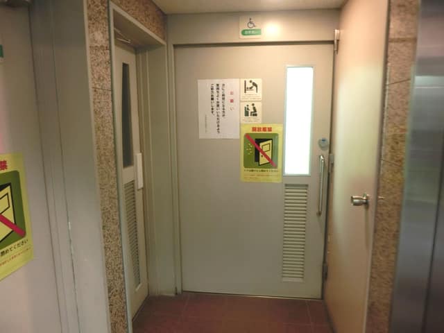 男女平等センター「ブーケ21」 のトイレ入口写真