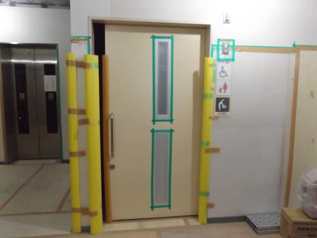篠崎コミュニティ会館 のトイレ入口写真