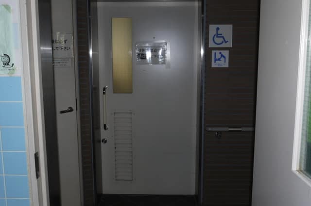 桜川地域センター のトイレ入口写真