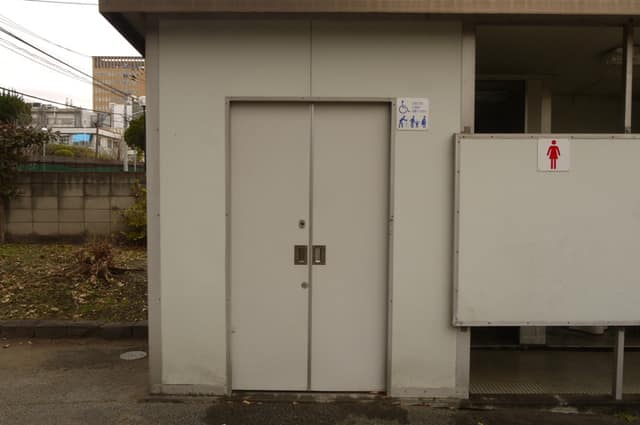 加賀第二公園 のトイレ入口写真