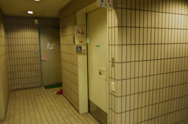 志村健康福祉センター のトイレ入口写真