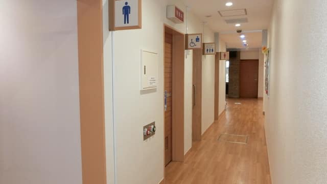 金町保健センター のトイレ入口写真