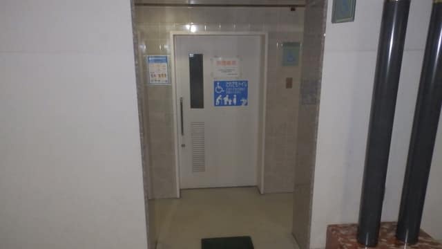 かつしかシンフォニーヒルズ別館 のトイレ入口写真