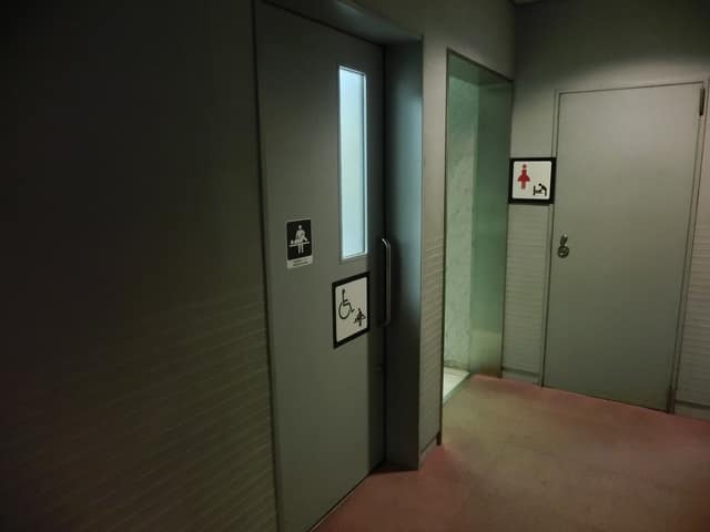 北とぴあ のトイレ入口写真