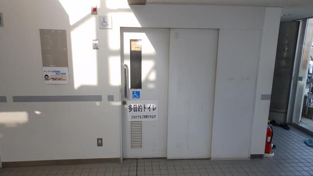 パノラマプール十条台 のトイレ入口写真