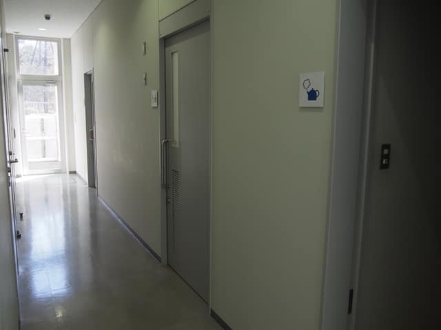 東京都計量検定所 のトイレ入口写真