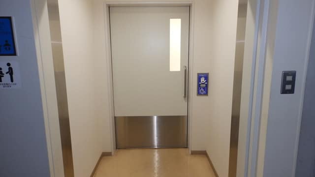 環境局中防合同庁舎 のトイレ入口写真