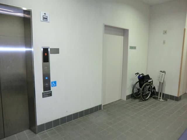 城東消防署砂町出張所 のトイレ入口写真