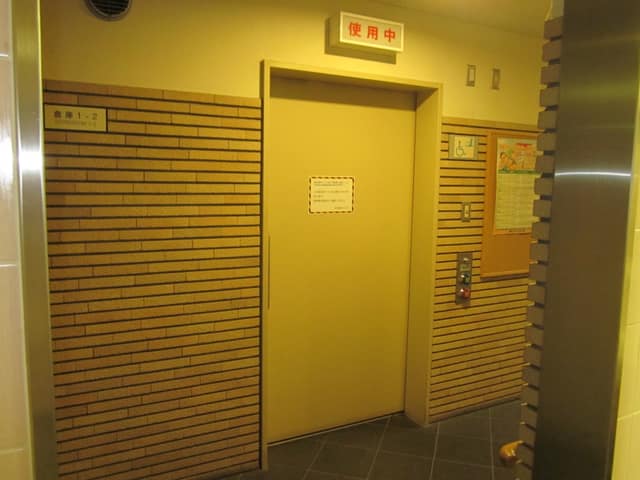 江東区古石場文化センター のトイレ入口写真