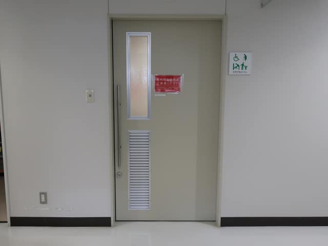 江東区環境学習情報館 のトイレ入口写真
