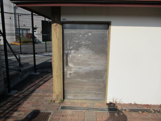 東雲二丁目公園 のトイレ入口写真