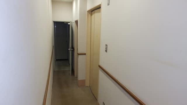 深川東京モダン館 のトイレ入口写真