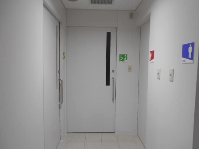 東山住区センター のトイレ入口写真