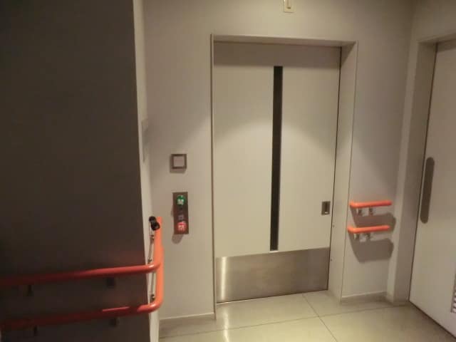 目黒区防災センター のトイレ入口写真