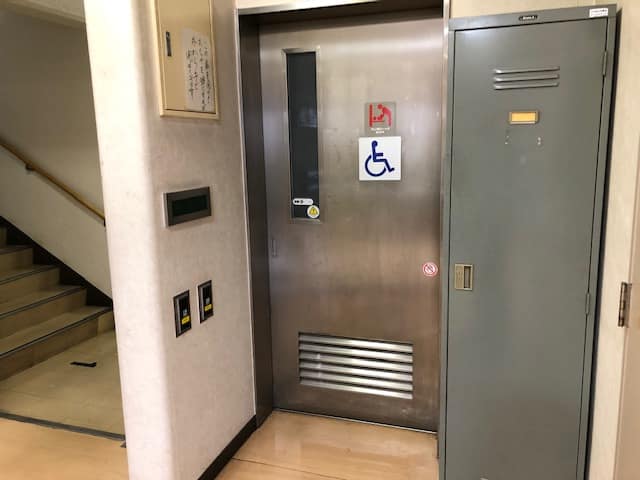 自由が丘住区センター のトイレ入口写真