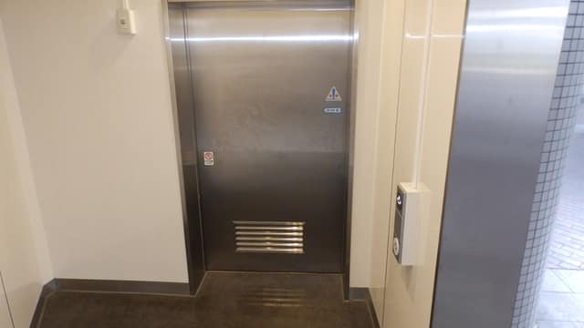 竹芝客船ターミナル のトイレ入口写真
