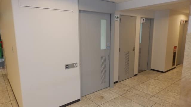 高輪地区総合支所 のトイレ入口写真