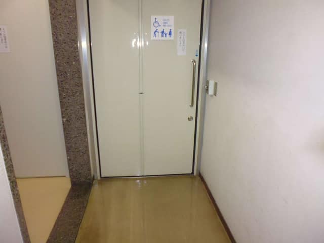 吉祥寺東コミュニティセンター のトイレ入口写真