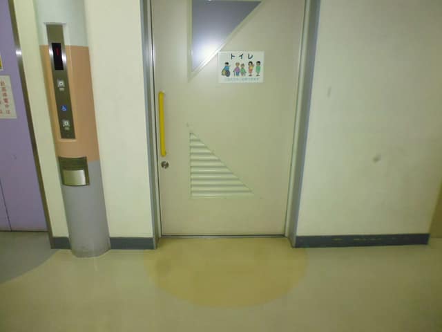 吉祥寺西コミュニティセンター のトイレ入口写真