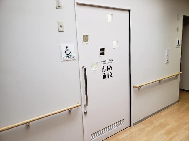 南中野区民活動センター のトイレ入口写真