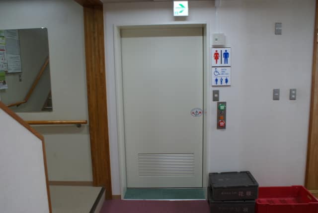 南部高齢者会館 のトイレ入口写真
