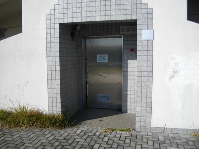 東海ふ頭公園 のトイレ入口写真