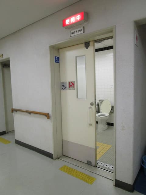 郷土博物館 のトイレ入口写真