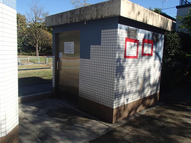 大森西交通公園 のトイレ入口写真