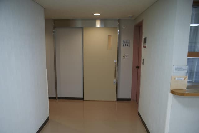 桜丘区民センター のトイレ入口写真