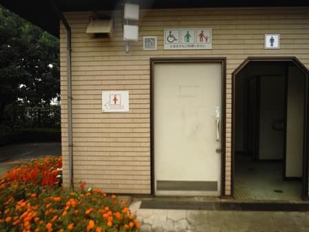 きたみふれあい広場 のトイレ入口写真