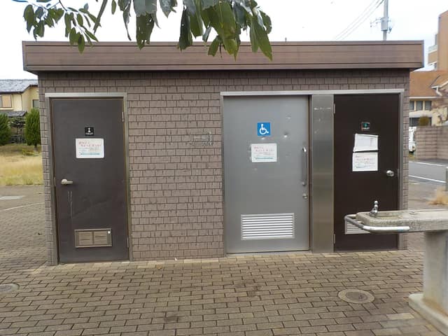 大道北記念公園 のトイレ入口写真