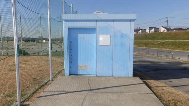 二子玉川緑地運動場 のトイレ入口写真