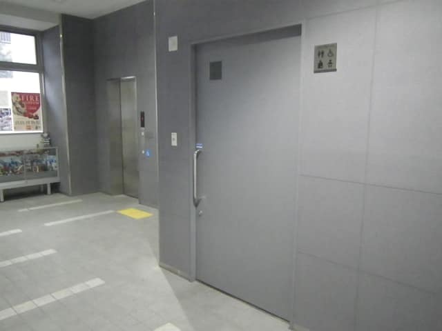品川消防署東品川出張所 のトイレ入口写真