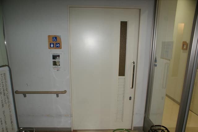 大崎第一地域センター のトイレ入口写真