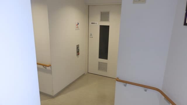 大崎第二地域センター のトイレ入口写真