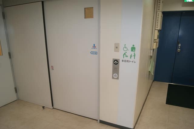 荏原文化センター のトイレ入口写真