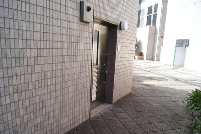 天王洲アイル第一公園 のトイレ入口写真