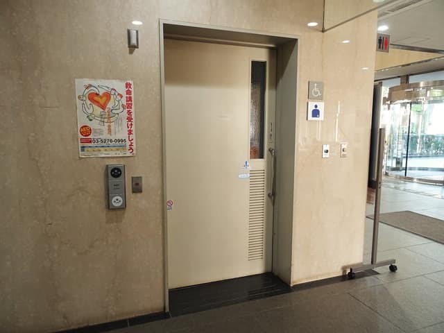 井草地域区民センター のトイレ入口写真