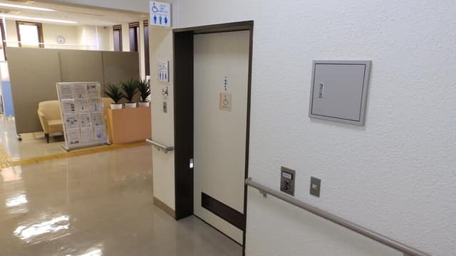 杉並障害者福祉会館 のトイレ入口写真