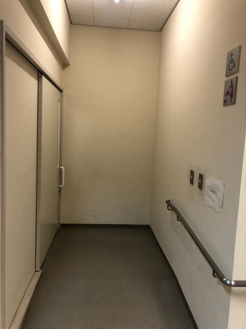 横川コミュニティ会館 のトイレ入口写真