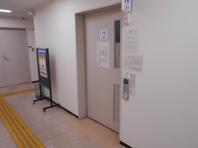 台東都税事務所 のトイレ入口写真