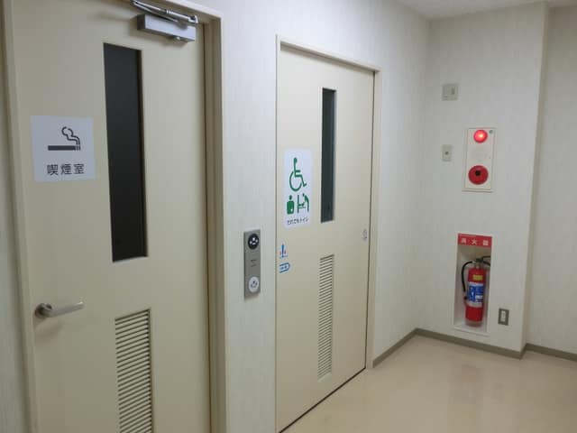 台東区雷門地区センター のトイレ入口写真