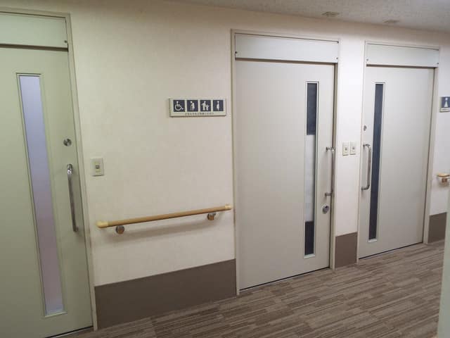老人福祉センター のトイレ入口写真