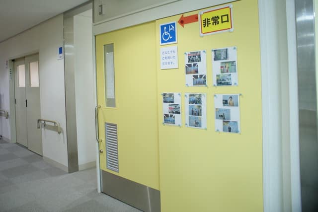 区民ひろば南大塚 のトイレ入口写真